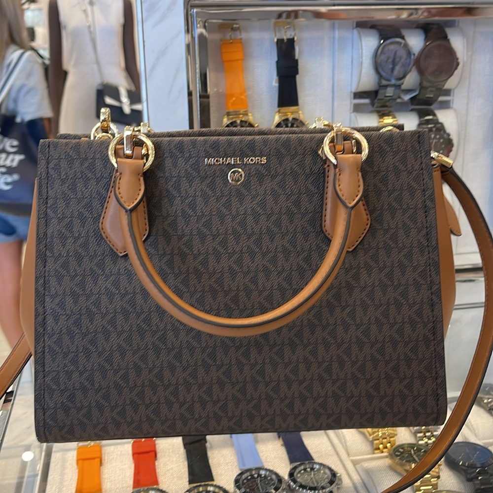 MICHAEL KORS Marilyn Md Signature Logo Convertible Satchel Crossbody
Brown/Acorn - Picture 11 of 16
